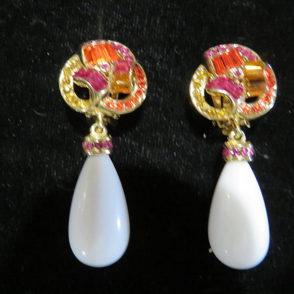 Lovely Red Rhinestone Drop Clip Earrings - NEW LOWER PRICE - Picture 2 of 5